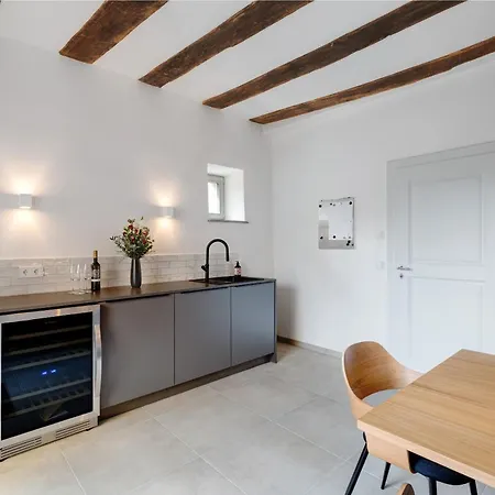 Appartement Altes Pfarrhaus - Kelterhaus *